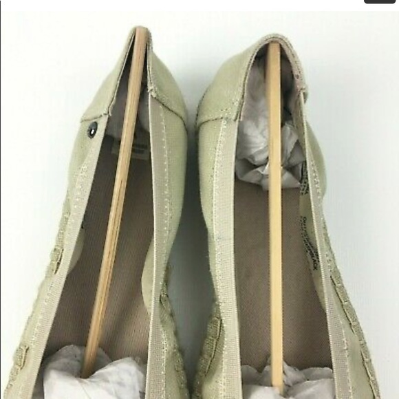 NIB NWT simply Vera Vera wang honey crisp flats - Picture 5 of 8